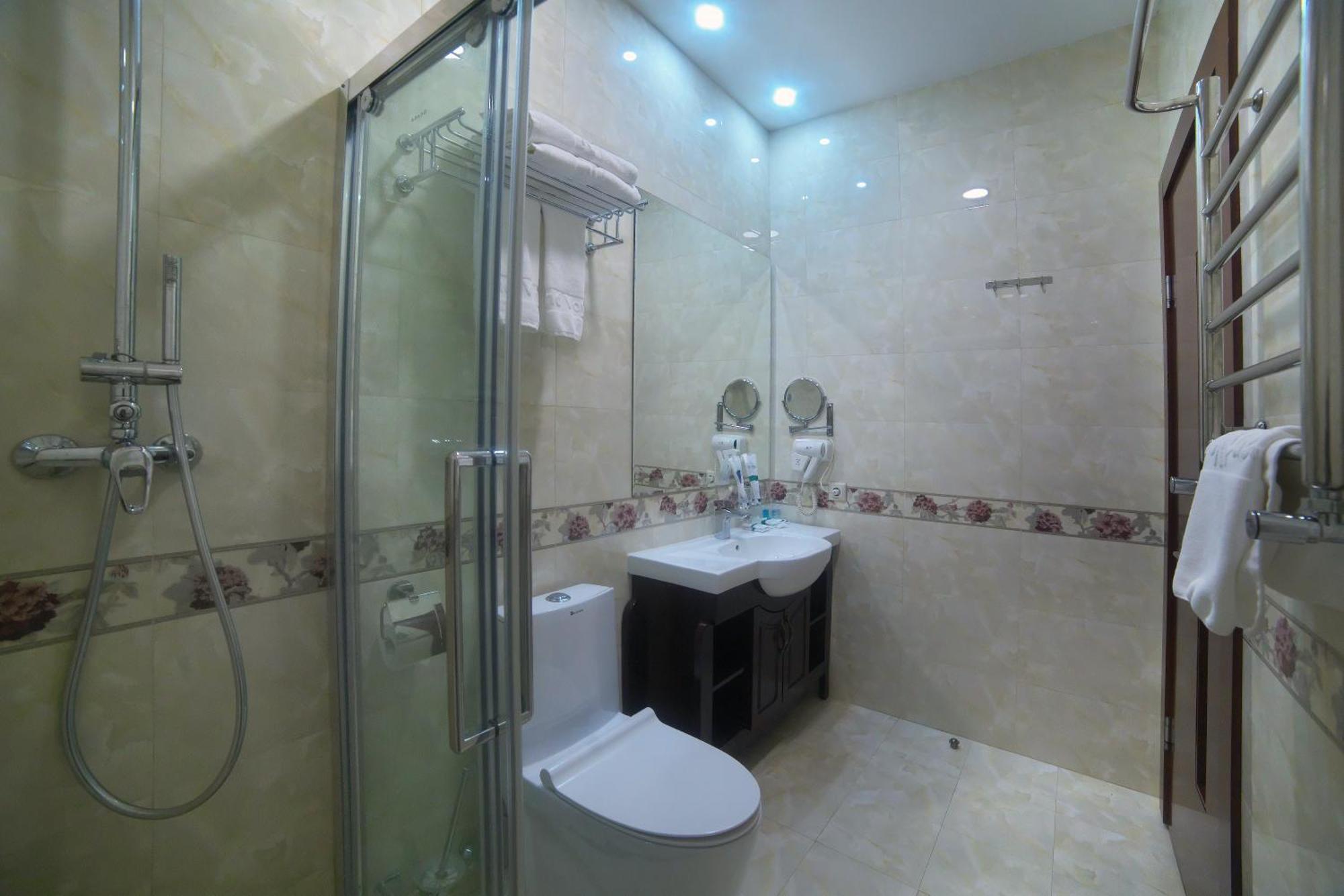 Grand Voyage 4* Almatı