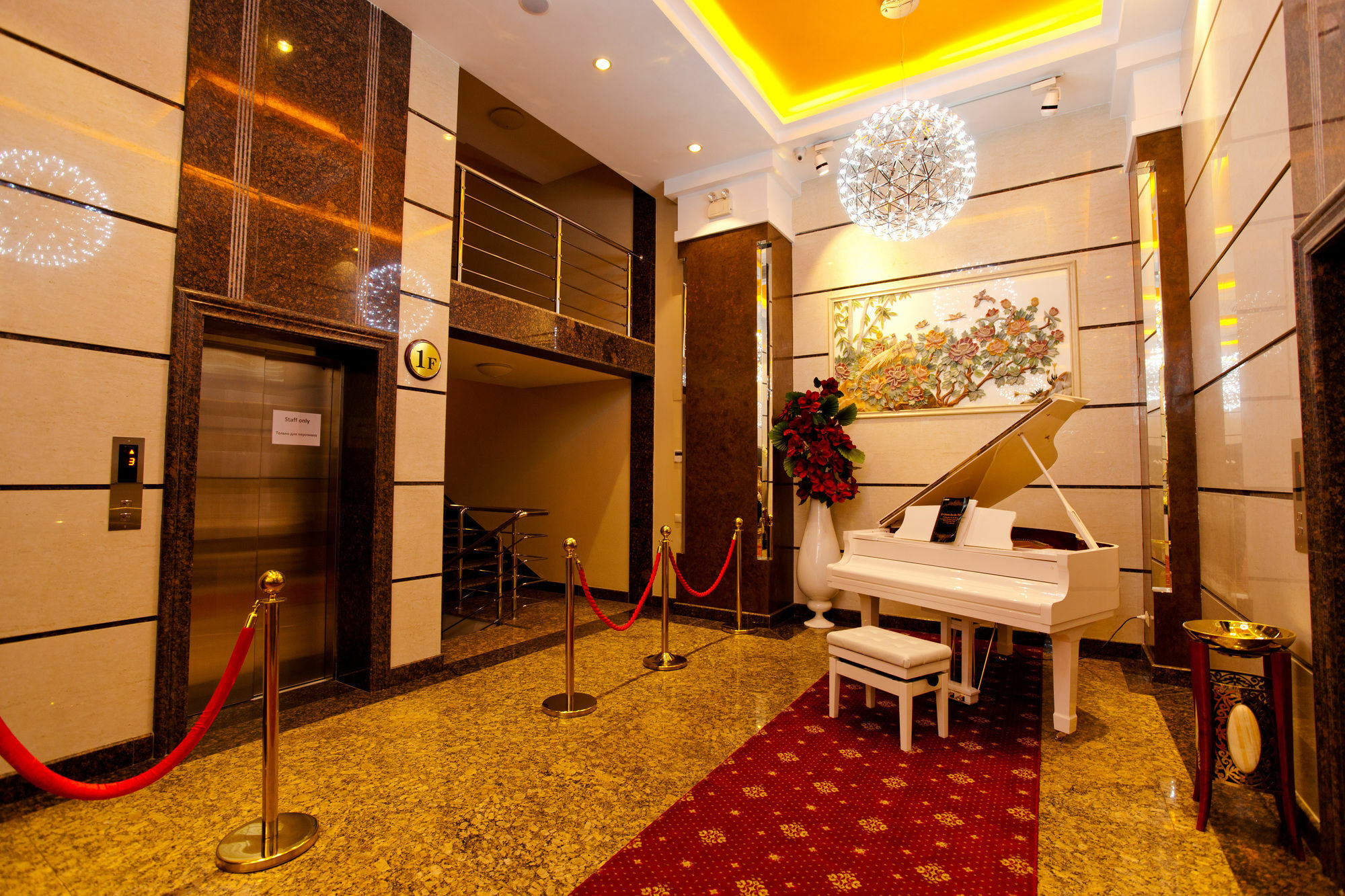 Grand Voyage Otel Almatı